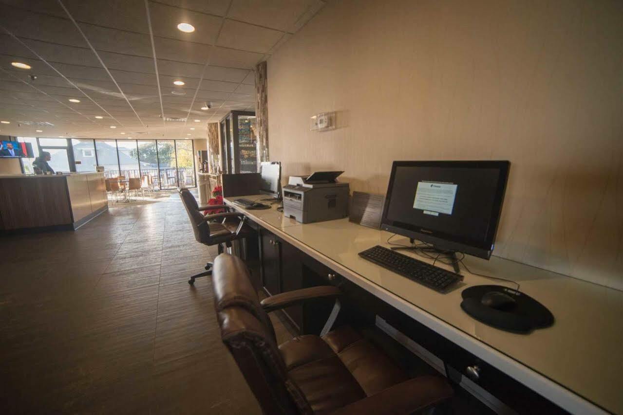 Bask Hotel At Big Rock Landing Morehead City Exteriér fotografie